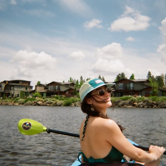 Meet your Posher, Julia - Picture 4 of 5